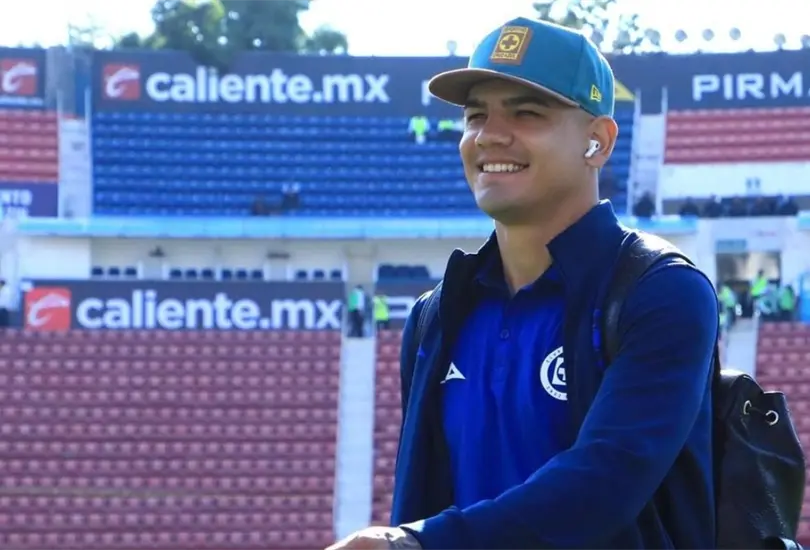 El Toro Fern&aacute;ndez dedic&oacute; un mensaje a los aficionados de Cruz Azul 