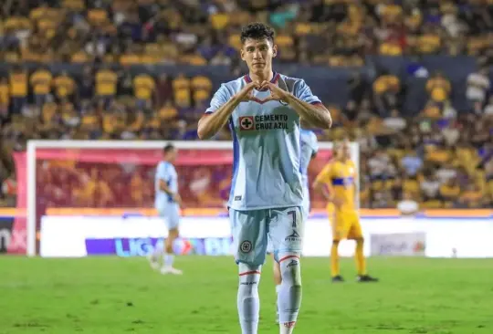 Uriel Antuna es considerado como uno de los jugadores más valiosos de Cruz Azul hoy en día 