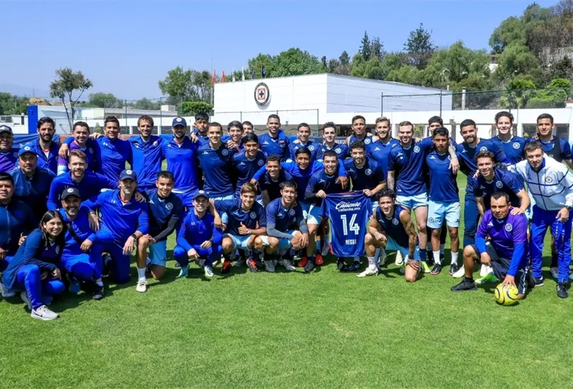 Cruz Azul ya le prepara una gran sorpresa a Jos&eacute; Armando quien ha decidido abandonar su tratamiento contra la leucemina