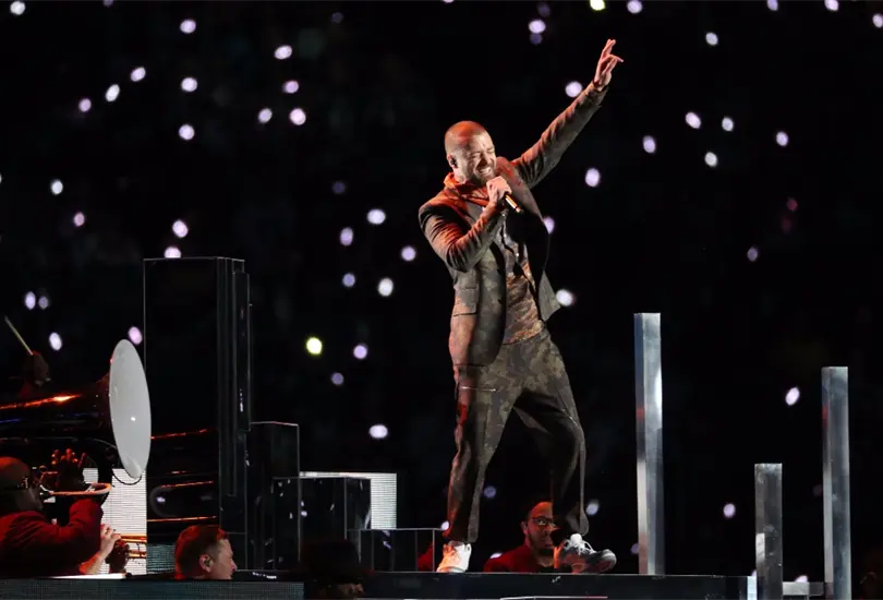 El Super Bowl, de la NFL, se ha convertido en el evento m&aacute;s visto alrededor del mundo, por lo que muchos artistas quieren aparecer en el show del medio tiempo, pero algunos decepcionaron.