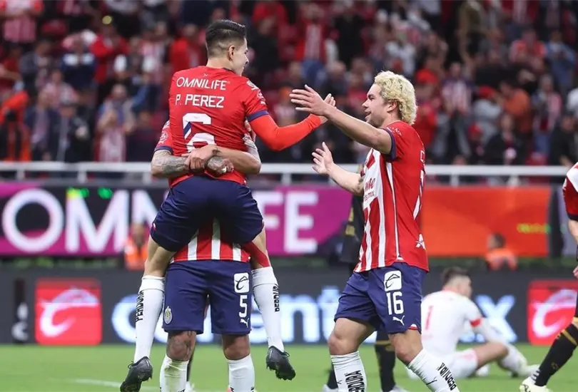 Chivas quiere contar con m&aacute;s futbolistas no nacidos en M&eacute;xico.