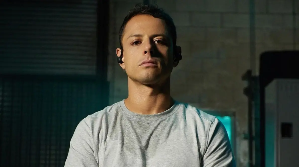 El ejemplo típico por excelencia es el de Javier Hernández, a quien señalan de ser 'cornudo' ante sus propios ojos, sin darse cuenta de lo sucedido.