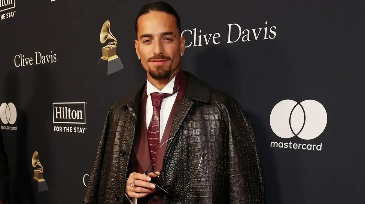 Aunque este caso fue de dominio público, Maluma fue víctima de un engaño por parte de su entonces pareja, Natalia Barulich, y su examigo Neymar.