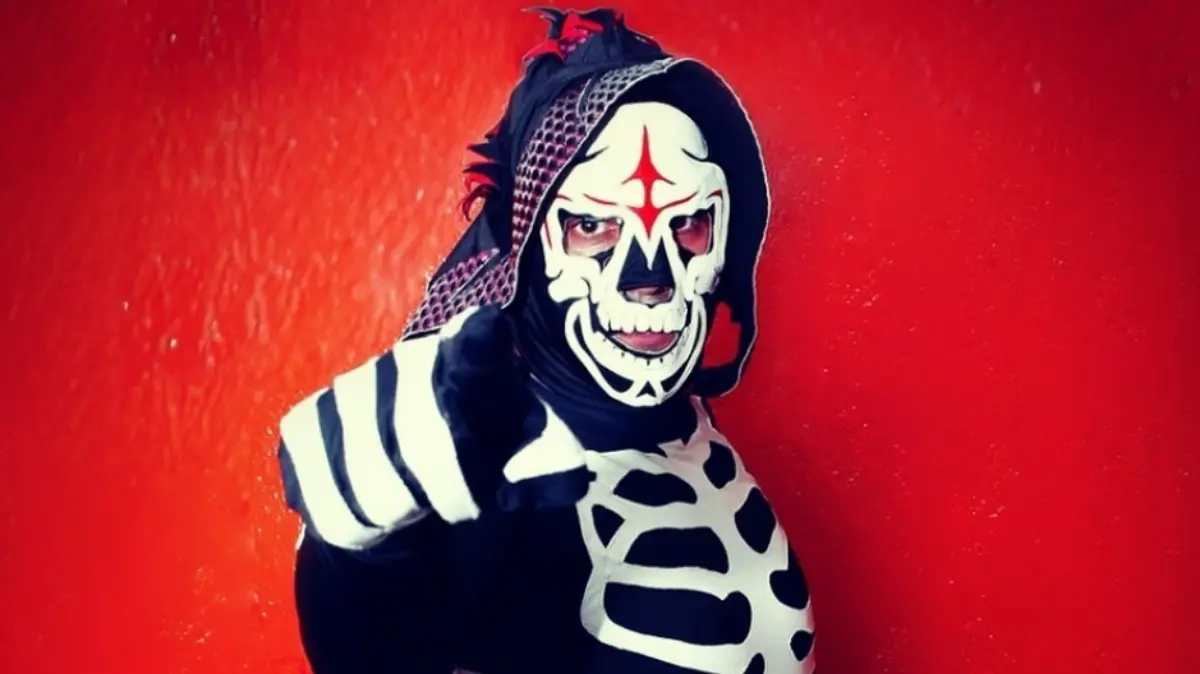 Una mala caída luego de hacer un tope hacia afuera del ring le provocó severas lesiones de las que no se pudo recuperar en 2020.