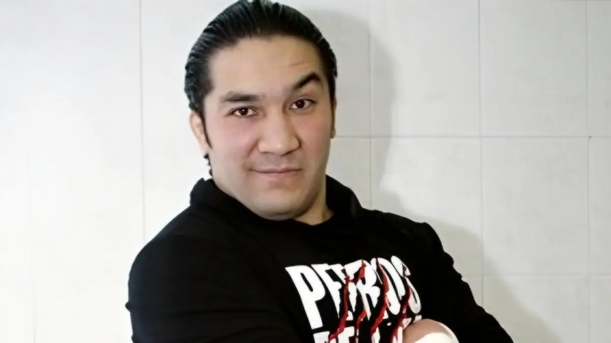 El Hijo del Perro Aguayo ya comenzaba a hacerse una leyenda en la lucha libre mexicana hasta que una caída sobre el borde del ring le arrebató la vida en 2015.
