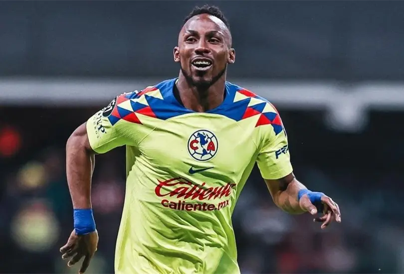 El futbolista dejar&iacute;a un enorme negocio en las &Aacute;guilas si es que llegan a un acuerdo para su salida.