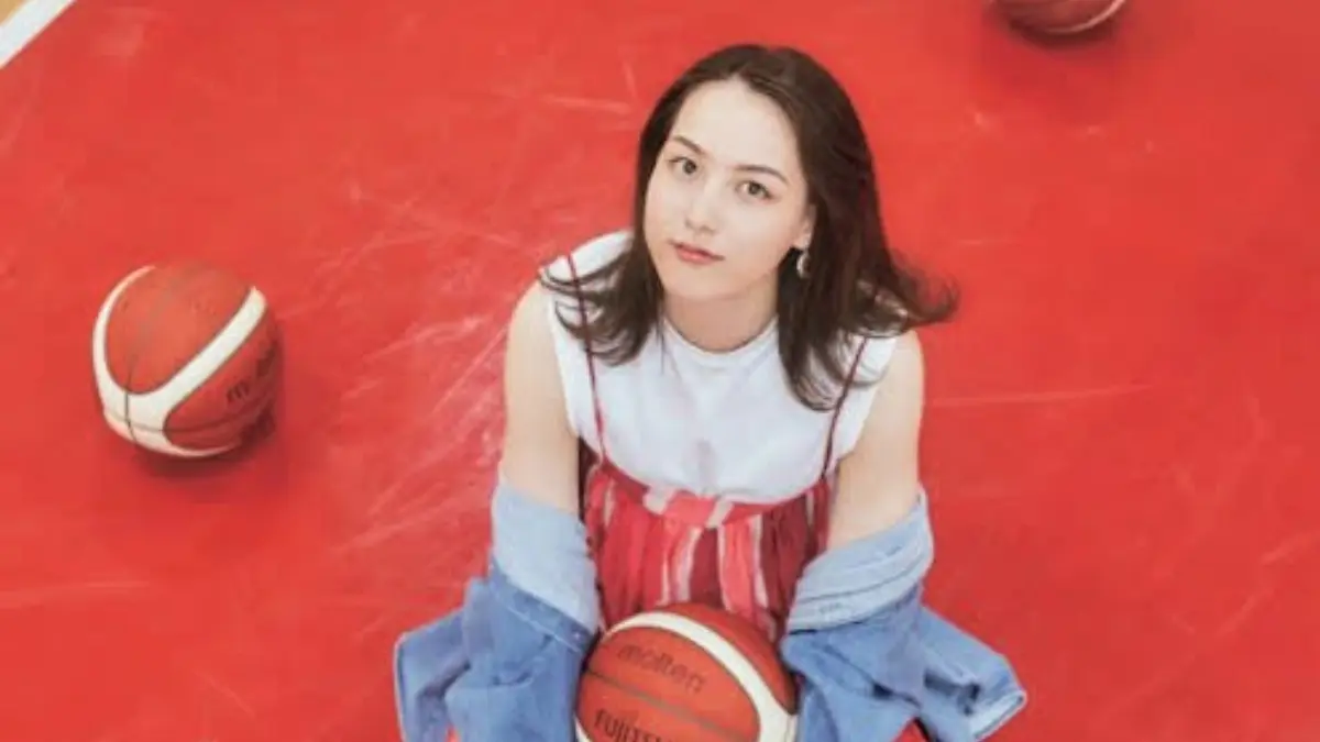 Mamiko Tanaka es una talentosa basquetbolista de 27 años de edad, nacida el 11 de diciembre de 1996 en Japón.