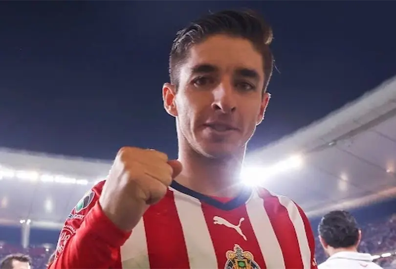 El futbolista de Chivas decidi&oacute; aclarar algunos rumores que han surgido en los &uacute;ltimos d&iacute;as. 