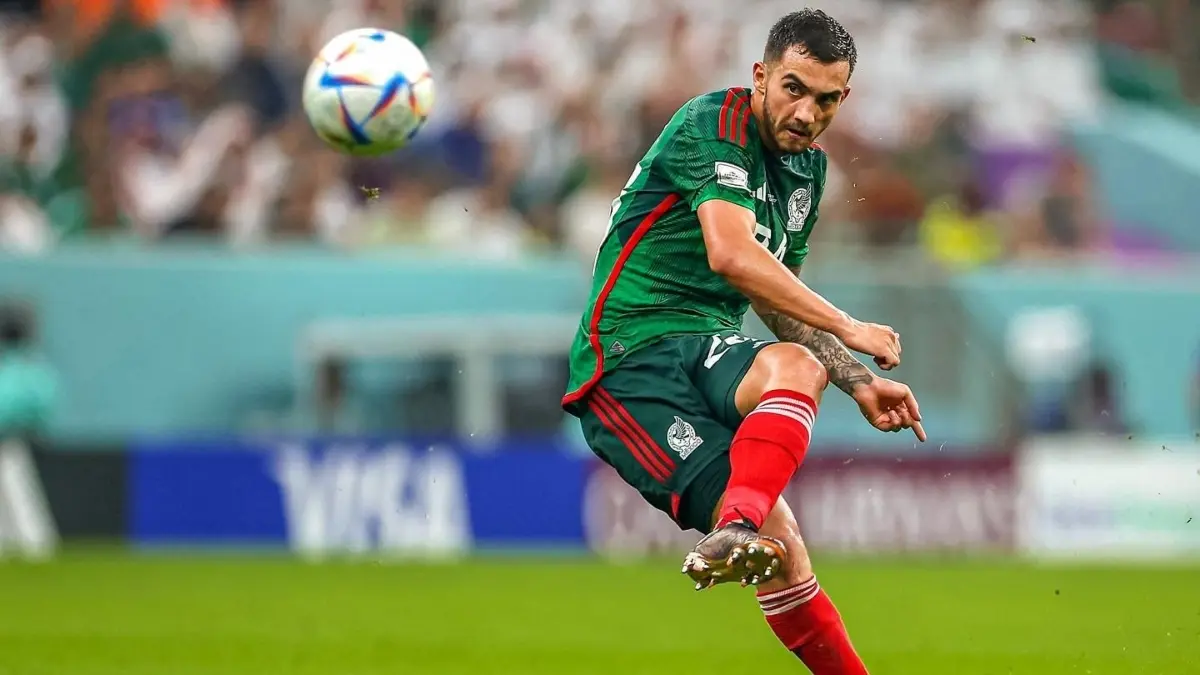 Luis Chávez fue de las gratas revelaciones de Martino en Qatar 2022, aunque ni eso impidió que el propio futbolista cuestionara las decisiones del argentino.