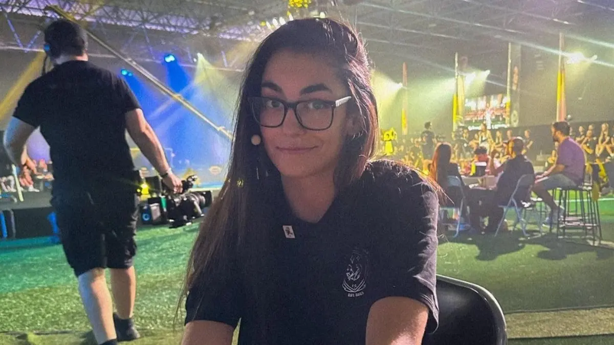 La española señaló que fue víctima de acoso por ser una mujer joven imponiéndose en un mundo donde dominaban los hombres.