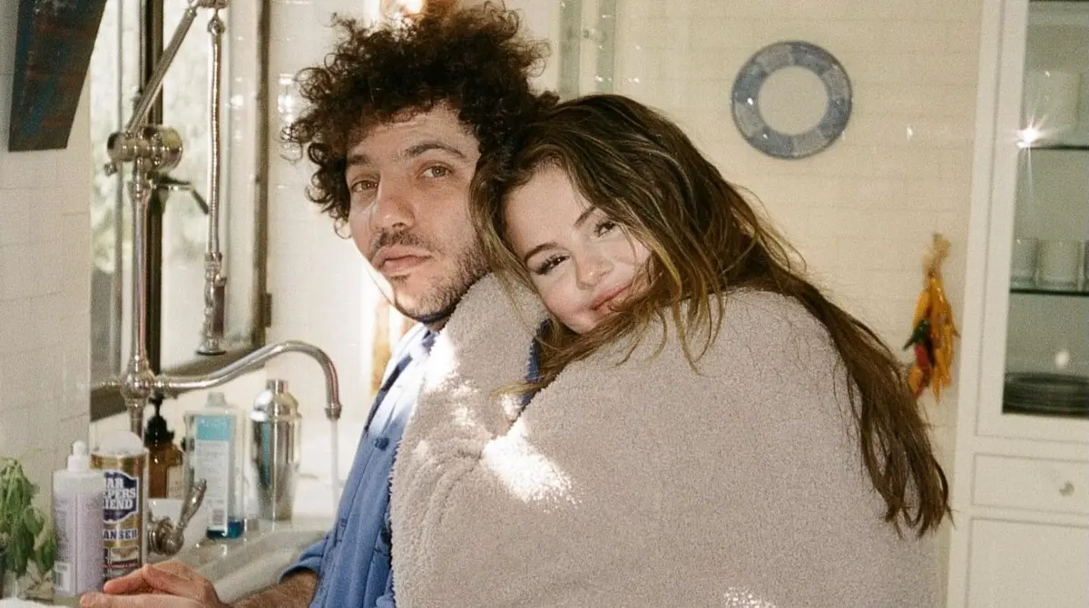 Hoy en día está relacionada con Benny Blanco, un reconocido productor musical, compositor y músico estadounidense.