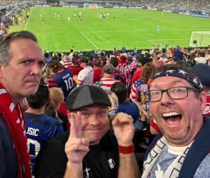 Fan de Estados Unidos revela rastros de violencia por parte de aficionados mexicanos