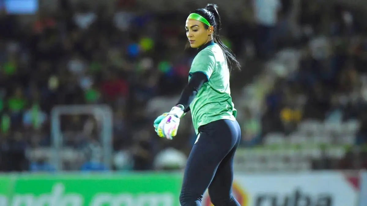 La portera mexicana es graduada del Tecnológico de Monterrey en la Licenciatura de Comunicación y Medios Digitales.