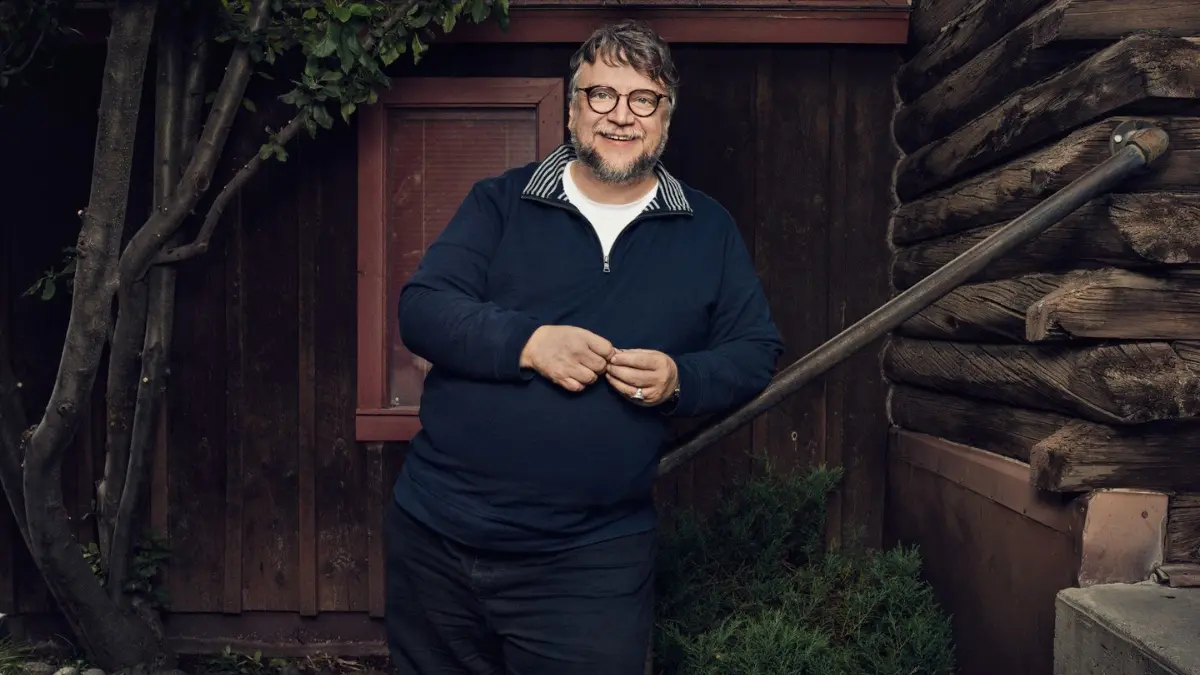 GUILLERMO DEL TORO: Naci&oacute; el 9 de octubre de 1964 en Guadalajara, Jalisco, y se llev&oacute; tres Premios &Oacute;scar en seis nominaciones a trav&eacute;s de los a&ntilde;os.