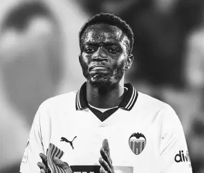 ¿Paralítico? El terrible diagnóstico de Diakhaby tras su escalofriante lesión