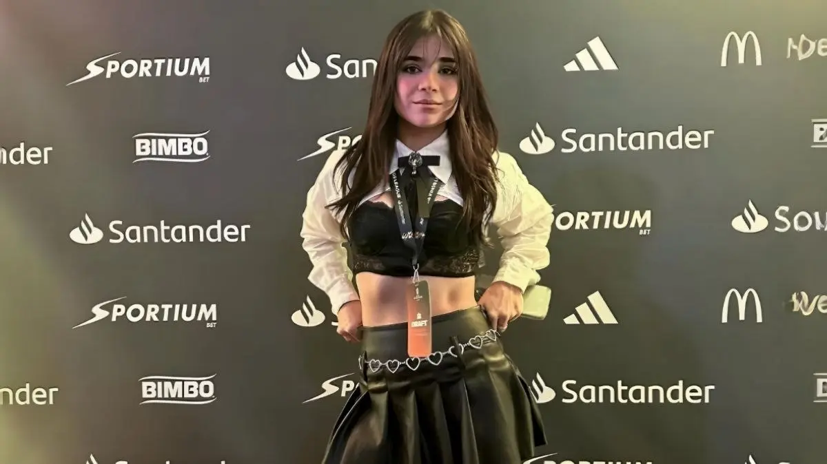 Además de jugar bastantes videojuegos, también presume una gran calidad como futbolista en sus redes sociales, misma que ahora la llevó a ser presidenta de la Kings League Américas.