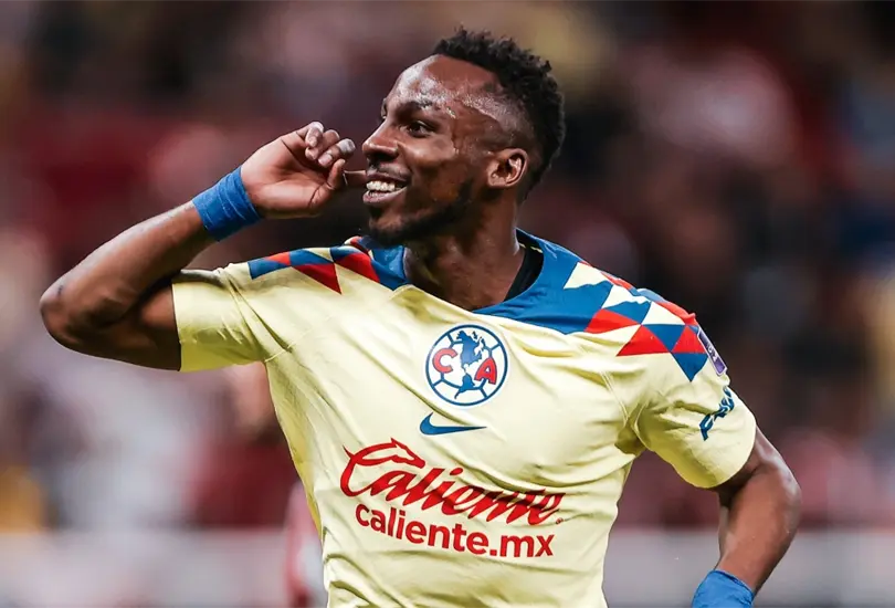 El club espera que sancionen a la afici&oacute;n rival por cargar directamente en contra de su delantero.