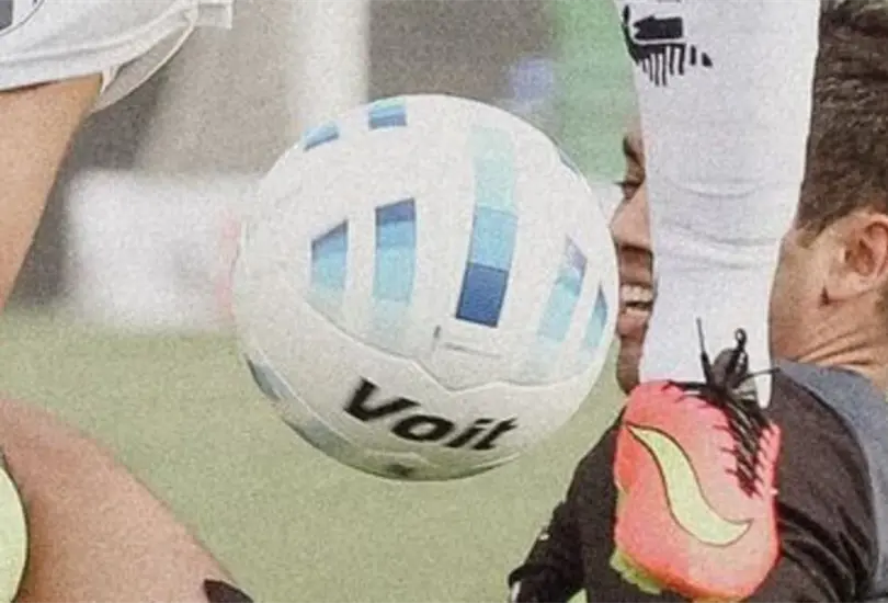 El futbolista no dud&oacute; en tomar la oportunidad de jugar en una liga donde no muchos pueden llegar.