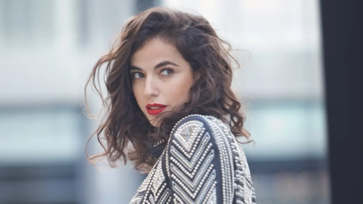 Cristina constantemente comparte grandes momentos que vive en su trabajo y demuestra que lo disfruta.