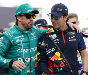 ¿Reemplaza a Checo en Red Bull? Fernando Alonso define su futuro en F1