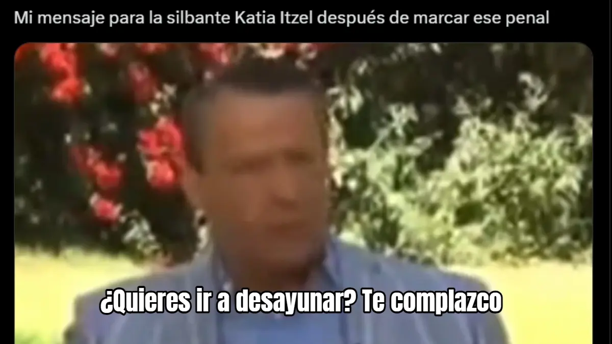 Katia Itzel García es reconocida por la afición de Cruz Azul tras marcar penal vs Puebla