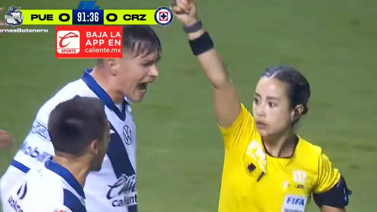 La central mexicana fue víctima de buenos comentarios y uno que otro meme por ser clave en la victoria de Cruz Azul, además de no achicarse ante los futbolistas del Puebla.