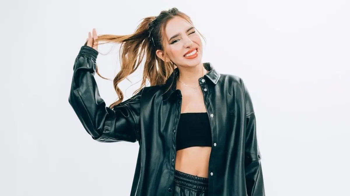 Todo comenzó gracias a que Dome Lipa aseguró que un 'viejo amor' le había mandado flores.