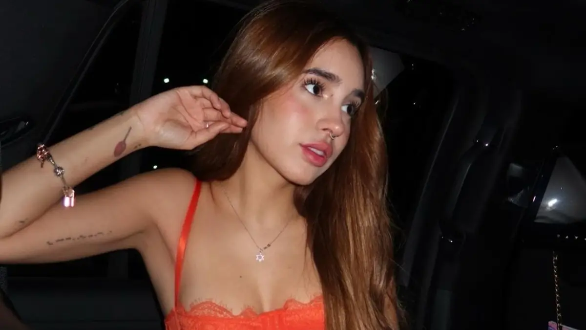 Debido a que la creadora de contenidos cuenta con millones de seguidores, las especulaciones sobre su pretendiente no se hicieron esperar.