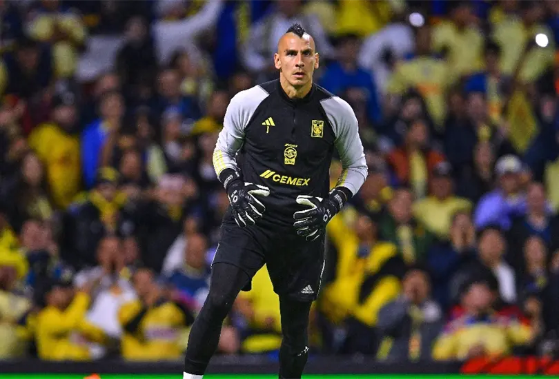 Un periodista de Fox Sports defendió a Nahuel Guzmán y reventó a la directiva de Rayados Un periodista de Fox Sports defendió a Nahuel Guzmán y reventó a la directiva de Rayados