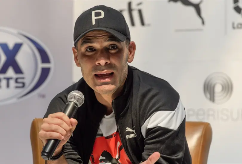 Un sondeo revel&oacute; que la mayor&iacute;a no quiere al mexicano como t&eacute;cnico del Barcelona.