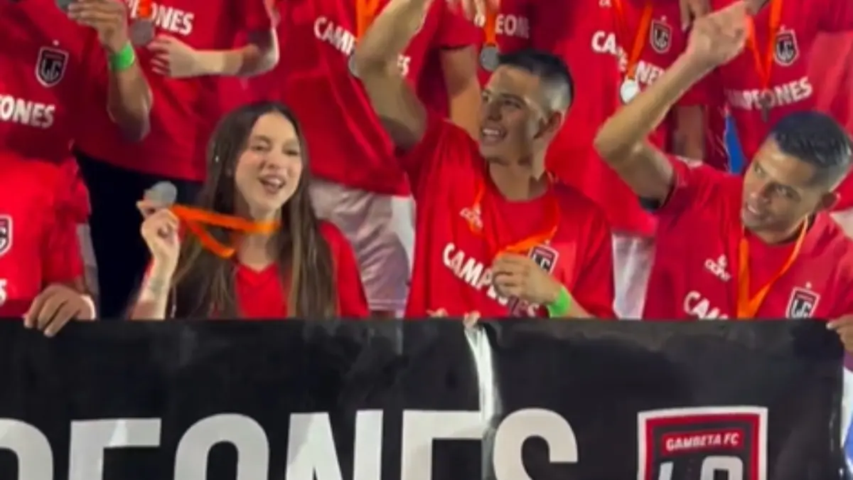 Paty Cantú consiguió el primer título de la People's League junto al equipo de La Gambeta Sports, el cual arrasó 10-1 en la Final a Reta FC.