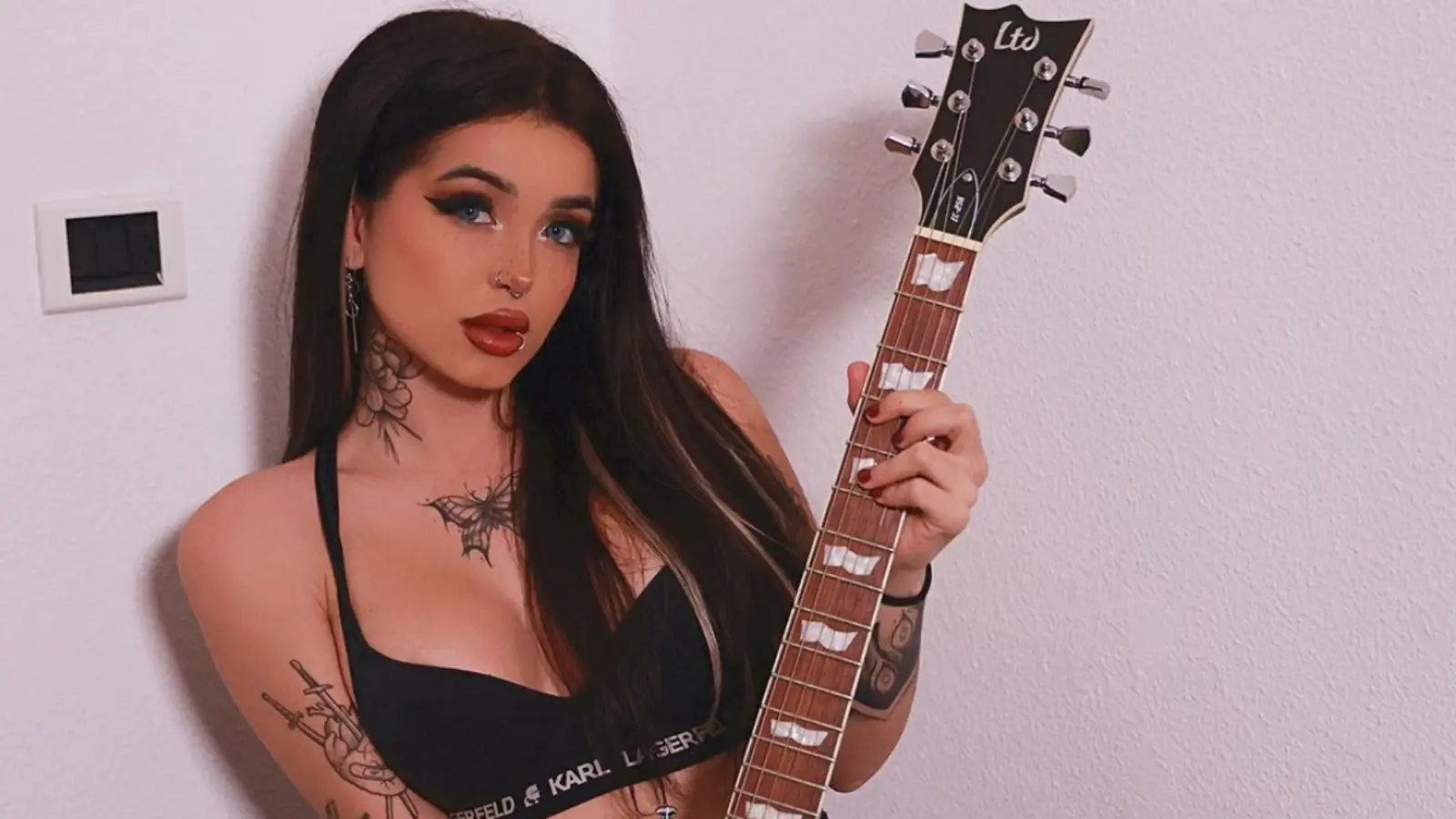 Muchos están a la espera de en qué acabará todo, sin embargo parece que a los involucrados no les afecta en lo absoluto.