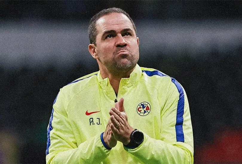 Andr&eacute; Jardine, DT de Am&eacute;rica, sorprendi&oacute; al &acute;celebrar&acute; la derrota sorpresiva de las &Aacute;guilas ante Pumas
