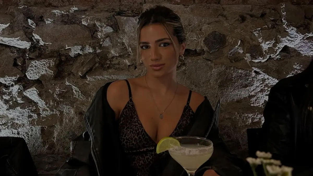 Ser&iacute;a cuesti&oacute;n de tiempo para que ambos oficialicen su relaci&oacute;n o tal vez apenas est&aacute;n saliendo juntos.