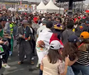 GP de Japón: Mexicanos birllan y bailan Payaso de Rodeo para apoyar a Checo Pérez (VIDEO)