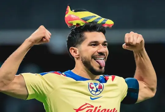 Henry Martín sigue escalando posiciones en el goleo histórico del América.