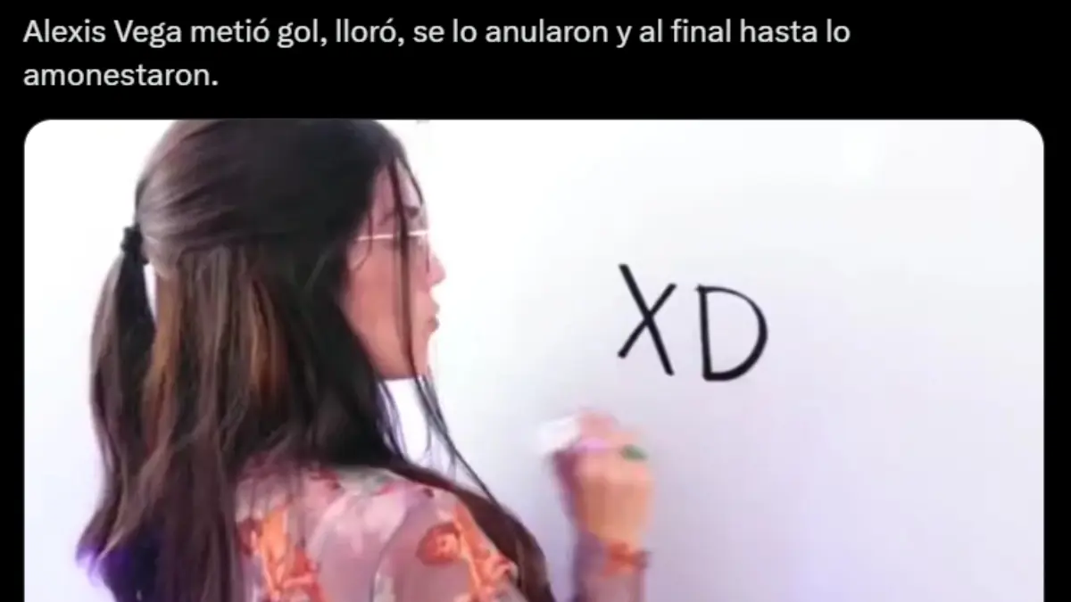 Alexis Vega es v&iacute;ctima de los memes por llorar tras meterle gol anulado a las Chivas