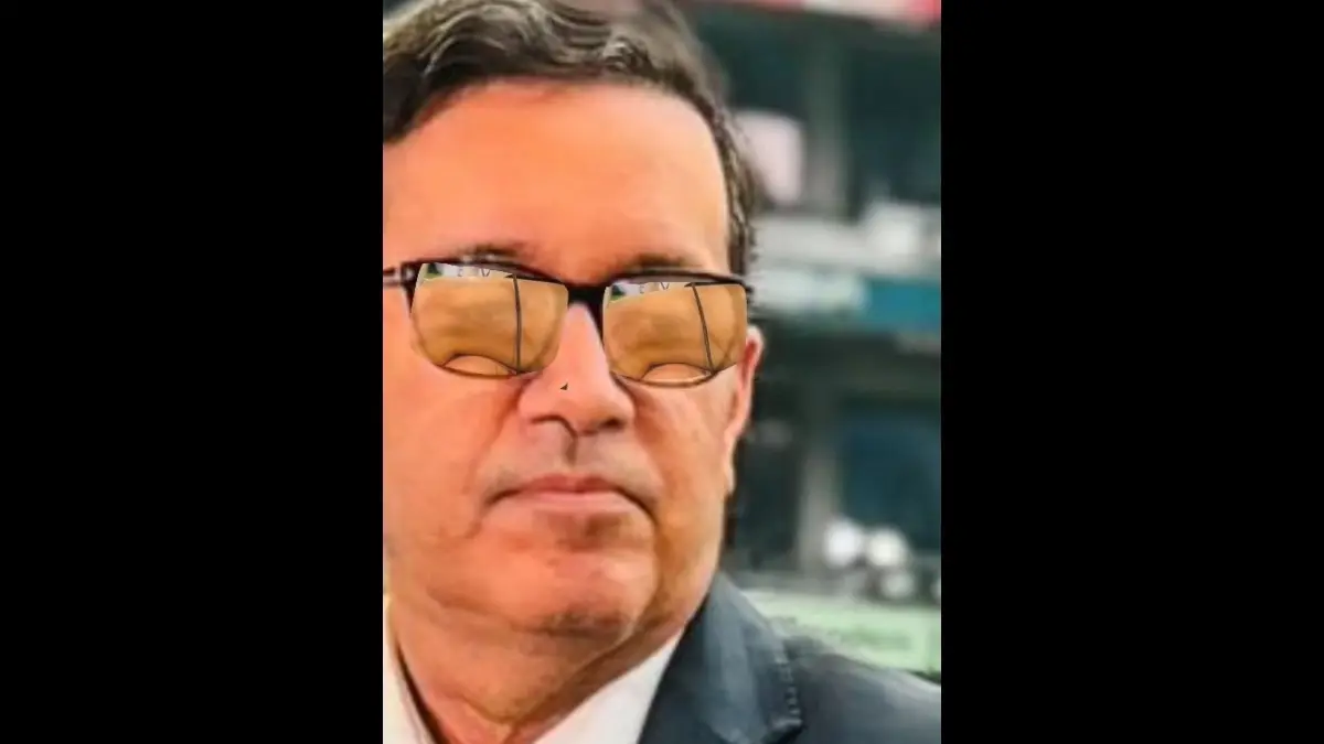 Narrador de TUDN es víctima de memes por presuntamente ver indebidamente a su compañera