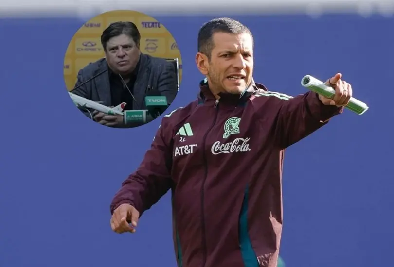 Piojo Herrera reventó a la FMF por ´condicionar´ el proceso de Jimmy Lozano en la Selección Mexicana Piojo Herrera reventó a la FMF por ´condicionar´ el proceso de Jimmy Lozano en la Selección Mexicana