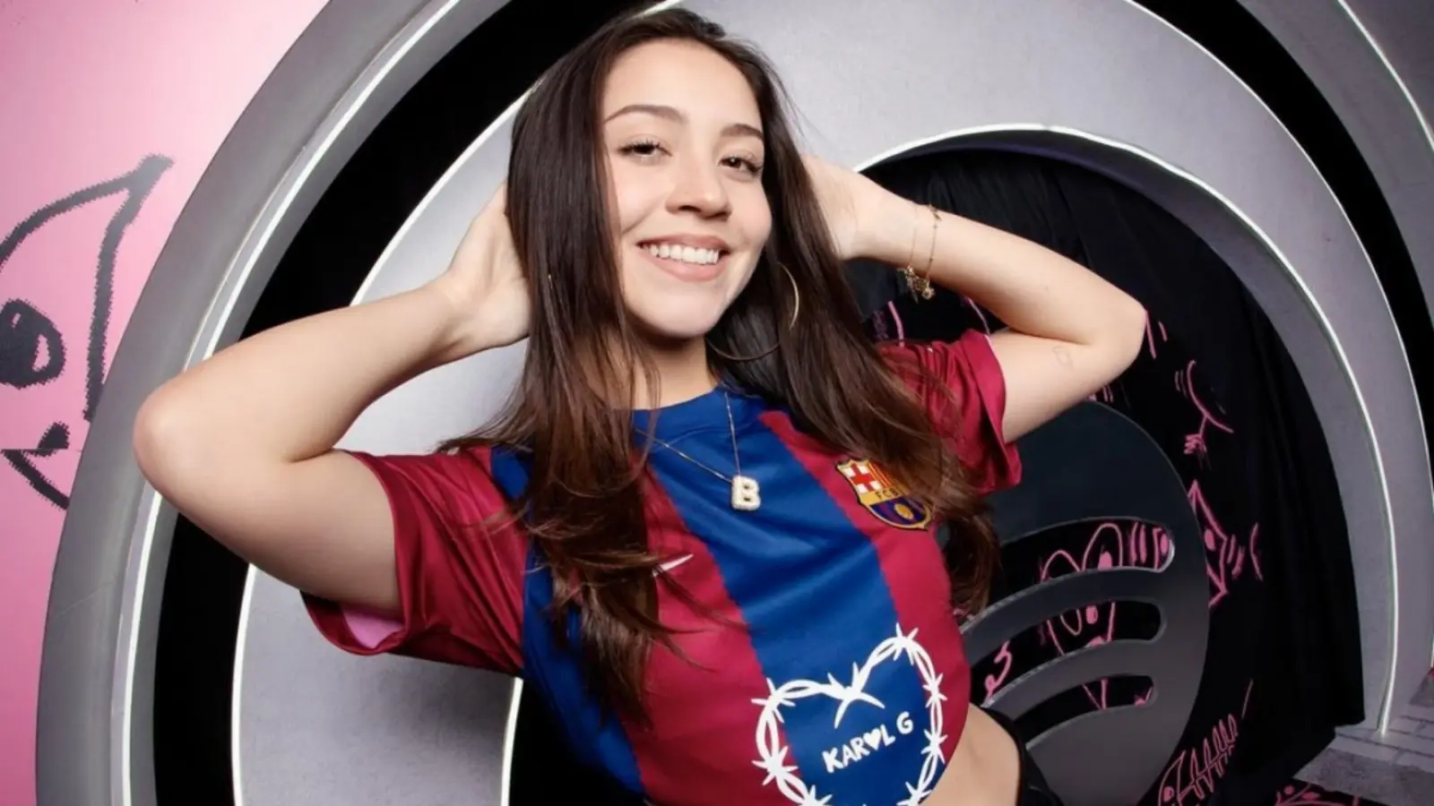 TikTok es su plataforma con mayor impacto, ya que tiene 8.4 millones de seguidores y sus videos est&aacute;n cerca de sumar 700 millones de likes.