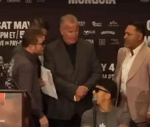 De La Hoya amenaza a Canelo Álvarez con demandarlo por discusión previo a pelea vs Munguía