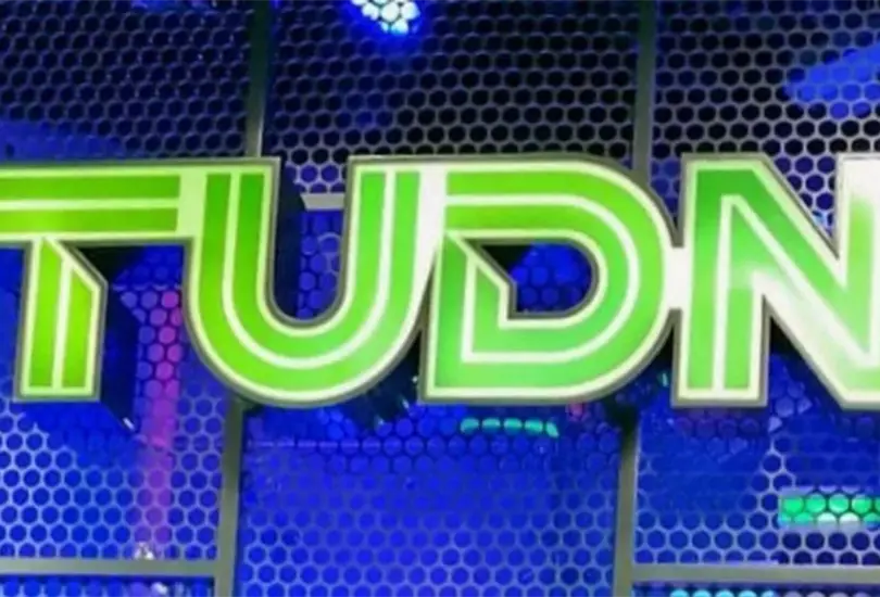 Un reconocido analista de TUDN revel&oacute; que una actriz lo bloque&oacute; en redes sociales