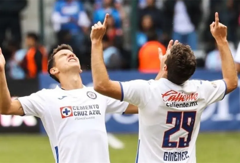 Santiago Gim&eacute;nez dej&oacute; en evidencia a Igor Lichnovsky.
