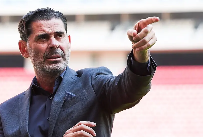 Fernando Hierro se despidi&oacute; de Chivas con un mensaje emotivo