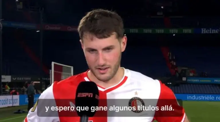 Santiago Giménez sobre Arne Slot - Captura de pantalla