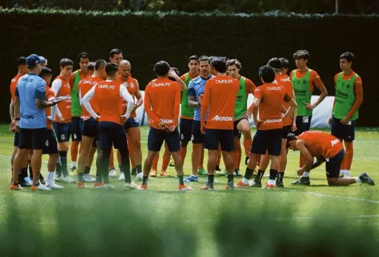 Chivas comienza a depurar su equipo para el próximo torneo.