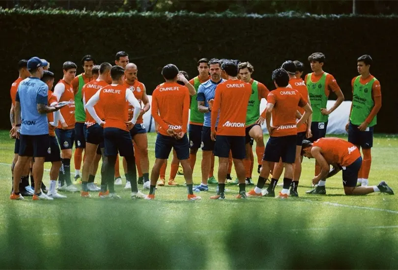 Chivas comienza a depurar su equipo para el pr&oacute;ximo torneo.
