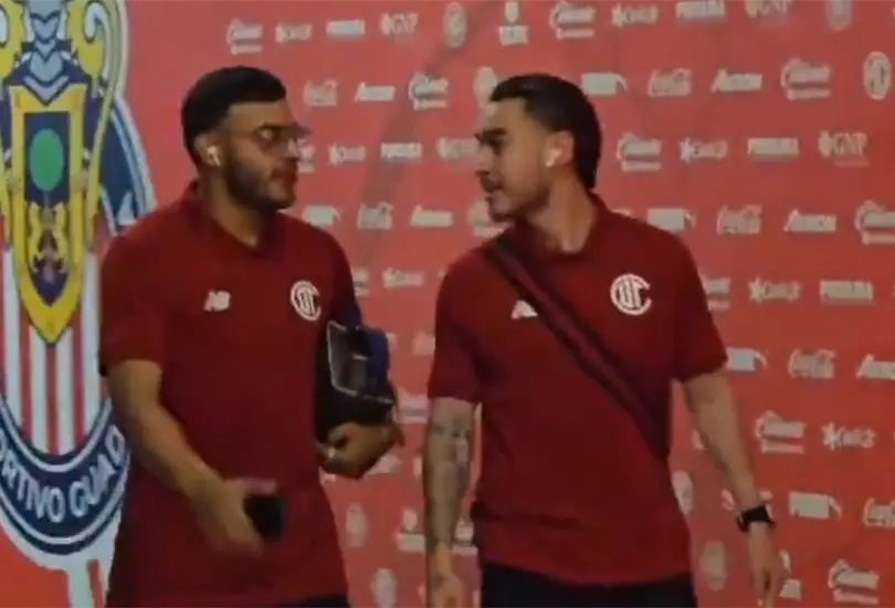 Alexis Vega regres&oacute; al Estadio Akron, la que fue su casa en Chivas.