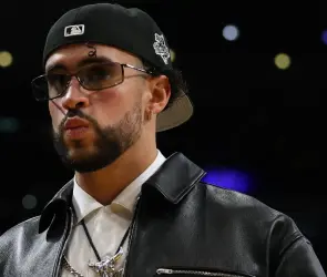 Bad Bunny: Hijo de dueño de reconocido equipo deportivo le hace el feo al cantante (VIDEO)