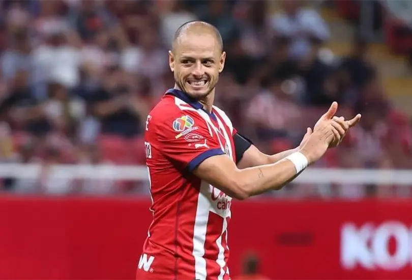 Javier Hern&aacute;ndez no ha brillado lo suficiente con Chivas.